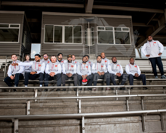 MTHS_Coaches_01